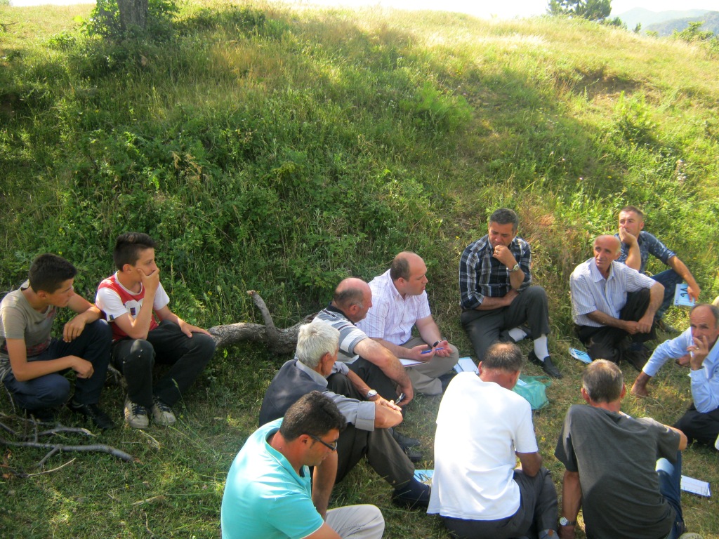 Gjate takimit ne fshatin Xathe,Puke 14.6.2015